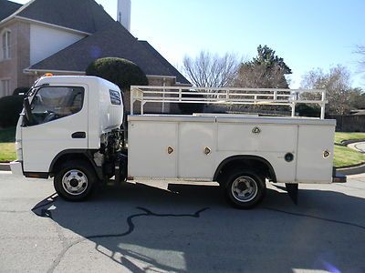 05 mitsubishi fuso tilt cab utility bed diesel automatic dually