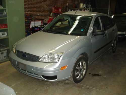 2005 ford focus zx5