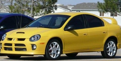 2004 dodge neon srt-4 sedan 4-door 2.4l (solar yellow)