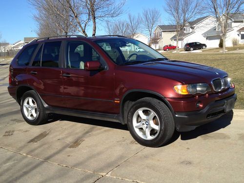 Very clean 2001 bmw x5 **awd, loaded, must see**