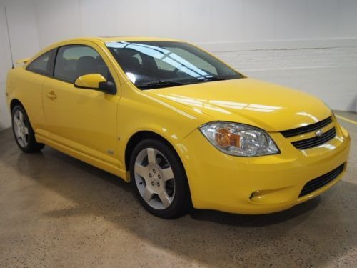*** 1 owner *** only 35k miles *** automatic *** leather *** moonroof *** clean