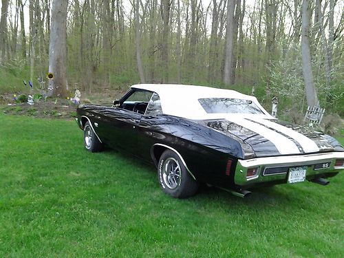 1970 chevy chevelle ss 396, black , white top convertible