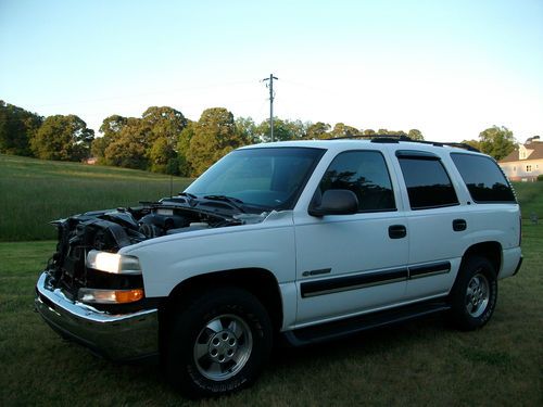 2001 chevrolet tahoe ls 4x4 salvage, damaged,repairable