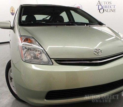 We finance 09 prius hybrid back-up cam cd stereo push button start alloy wheels