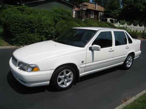 1999 volvo s70 low miles all service records everything works no reserve auction