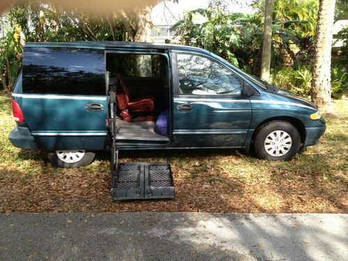 Wheelchair accessible van with 400 lb. electric lift in excellent condition