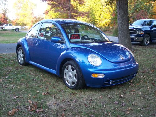 2001 volkswagen beetle gls hatchback 2-door 2.0l