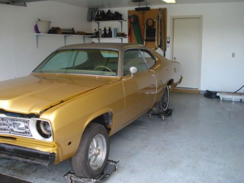 1974 plymouth gold duster 318 automatic project car alligator snake skin roof