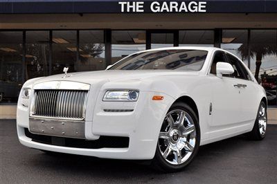 2012 rolls-royce ghost finished in english white over  moccasin leather only 1k!