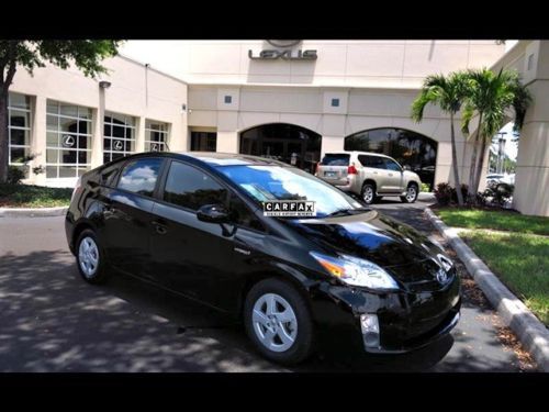 Toyota prius 58k mi one owner clean carfax leather sunroof navi hybrid loaded