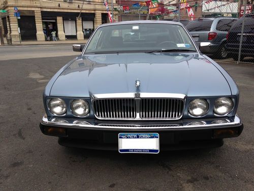 1989 jaguar xj6 sedan// original owner//only 41,000 miles!!!