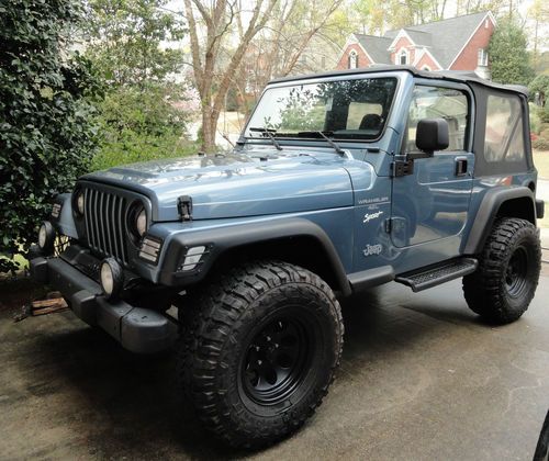 1998 jeep wrangler sport 4 x 4 lifted 33" tires blue 142k miles custom wheels