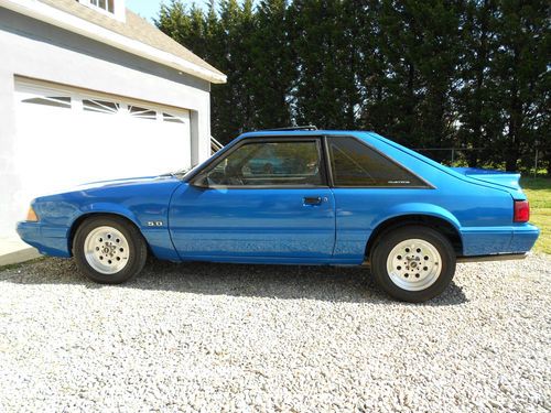 1991 ford mustang lx hatchback 2-door 5.0l