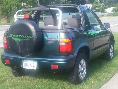 Very clean, well maintained, excellent running 2001 kia sportage