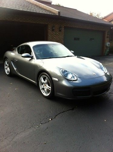 2007 porsche cayman base hatchback 2-door 2.7l very well optioned and maintained