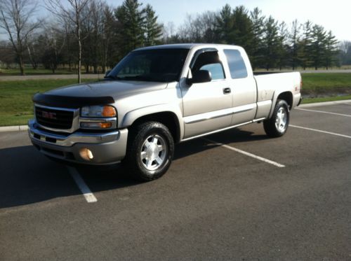 2006 gmc sierra extended cab sle 4x4, single owner, very low miles, make offer!