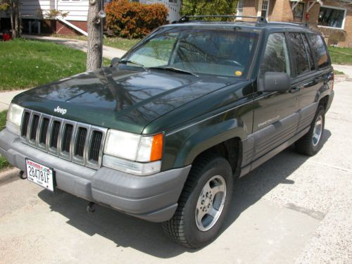 1997 jeep grand cherokee laredo sport utility 4-door 4.0l 4wd a/c hitch