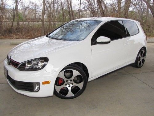2011 volkswagen gti automatic 21k miles fast and fun to drive!!!