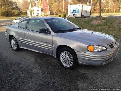 Low miles, well kept, clean carfax, rear spoiler, v6 ***no reserve***