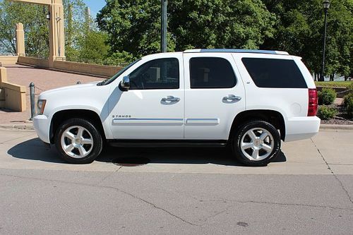 2007 chevy tahoe lt 4x4 white heated leather bose third row 20s 80k miles nice