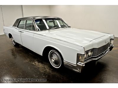 1968 lincoln continental 462 v8 automatic ps pw pb vinyl top look at this
