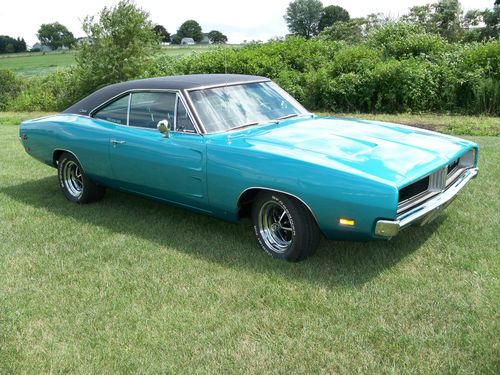 1969 dodge charger rt 440 4 speed