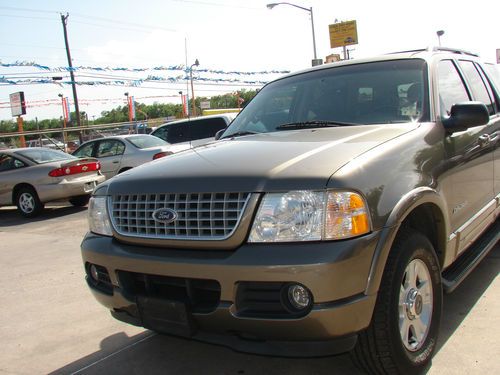 2002 ford explorer limited great condition 3rd row  leather black automatic