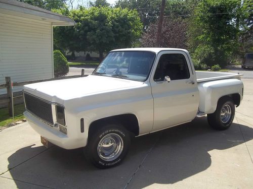1978 custom white diamond chevy pickup truck stepside