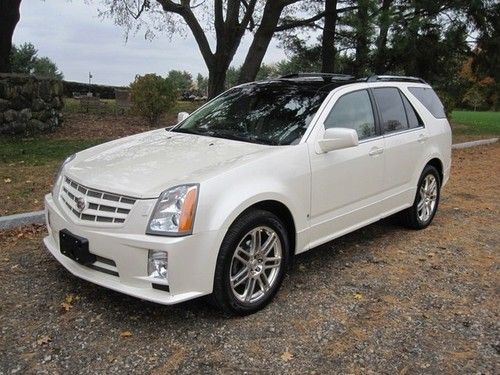 Absolutely gorgeous cadillac srx awd with performance package