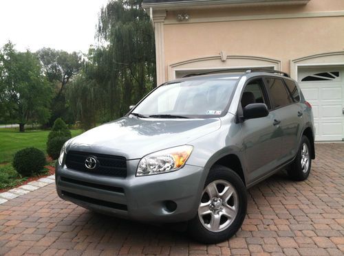 2007 toyota rav4 4cyl automatic 4x4 awd 30mpg reliable, new tires free shipping!
