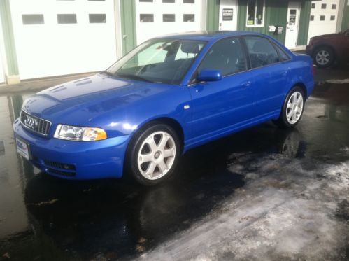 Fully serviced clean carfax. rare color 38k miles!