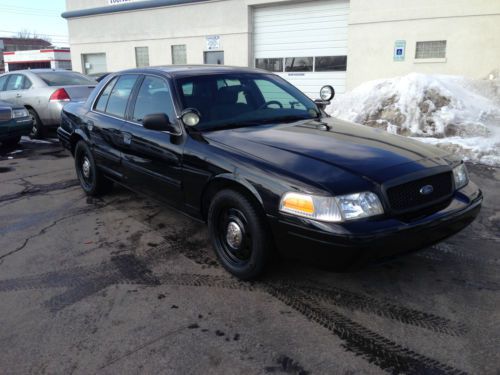 2010 ford crown victoria police interceptor very low miles only 16k best offer