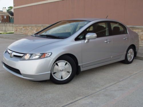 Only 58k miles hybrid cd player keyless wheels cold ac curtain airbags