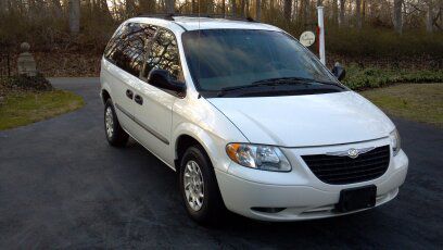 2001 chrysler voyager only 61000 miles
