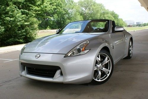 370z touring, 11k miles, 1-owner, navi, cooled seats, low 2.95% apr financing!