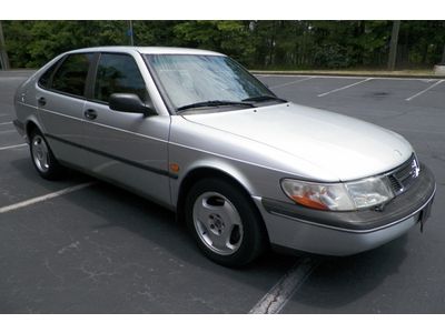Saab 900s southern owned leather interior sunroof cruise control no reserve
