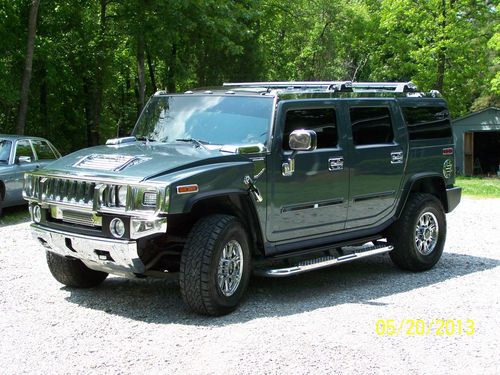 2005 h2 hummer with all the toys