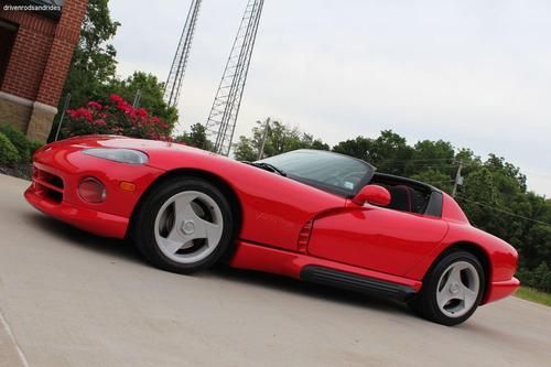 1993 dodge viper convertible 8.0l rt-10 roadster, low miles,