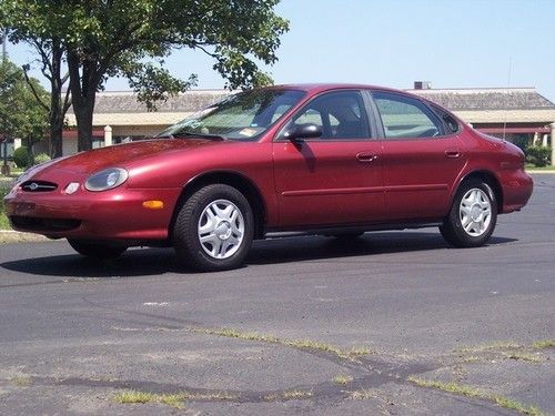 1999 ford taurus lx automatic low miles  loaded, must see, trade in special