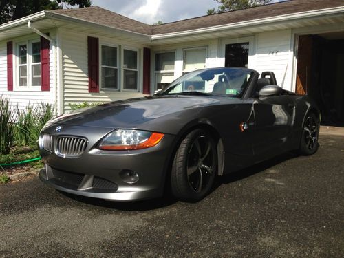 2004 bmw z4 3.0i 6 spd. manual sport and aero package convertible 2-door 3.0l