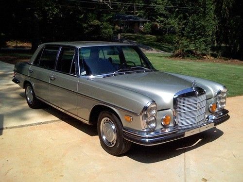 1972 mercedes 300 sel 4.5 super rare with factory sunroof and factory ac