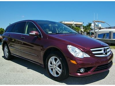 Loaded! 1 own! clean hist! mercedes r350! pano roof! 3rd row! htd sts! call now!