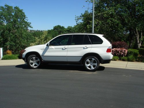 2004 bmw x5 4.4i sport utility!! excellent!! new transmission, panorama moonroof