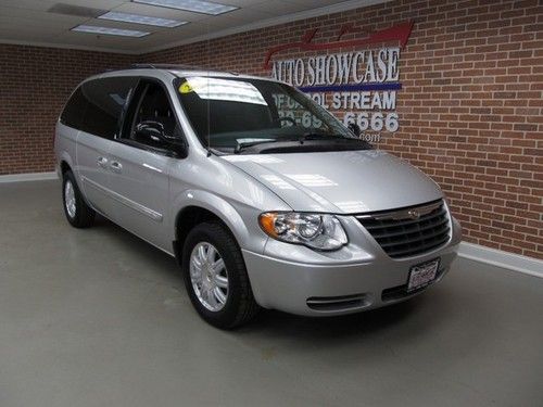 2007 chrysler town &amp; country touring power doors