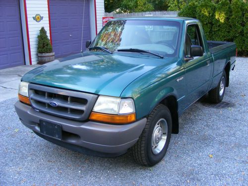1998 ford ranger pickup and cap  75,100 original miles