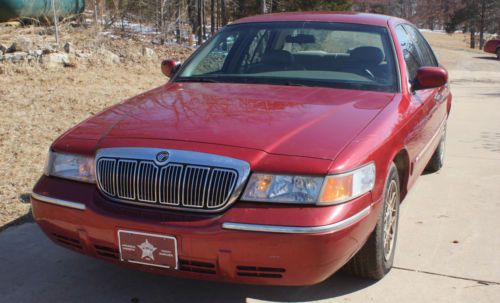 1999 mercury grand marquis, only 91,000 miles, excellent condition