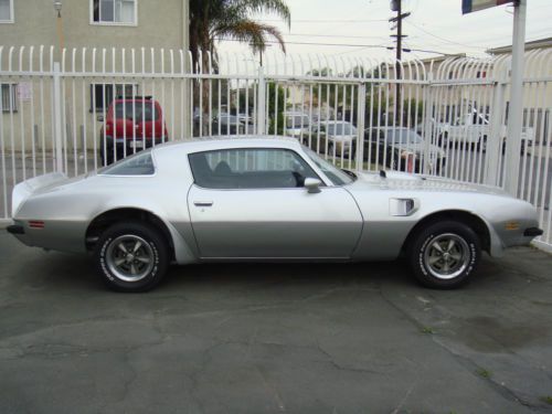 1975 pontiac trans am- silver/ grey, 4 speed manual, excellent condition