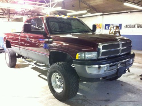 2001 01 dodge ram 2500 cummins diesel 5spd 4x4 extended cab long bed lifted nice