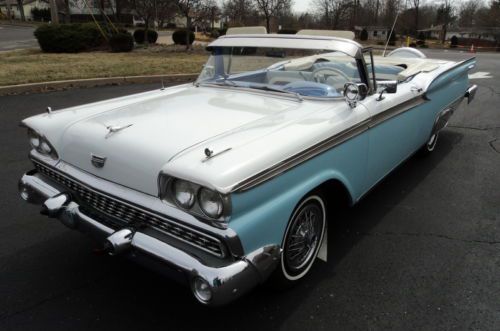Fairlane / galaxy sunliner convertible with contenintal kit power disc brakes!!!