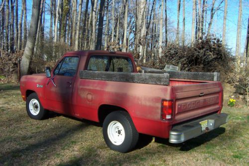 1987 dodge d150 pickup truck short bed 318 2wd original